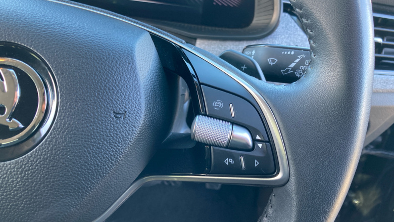 Skoda Kamiq 1.5 TSI SE 5dr DSG Petrol Hatchback